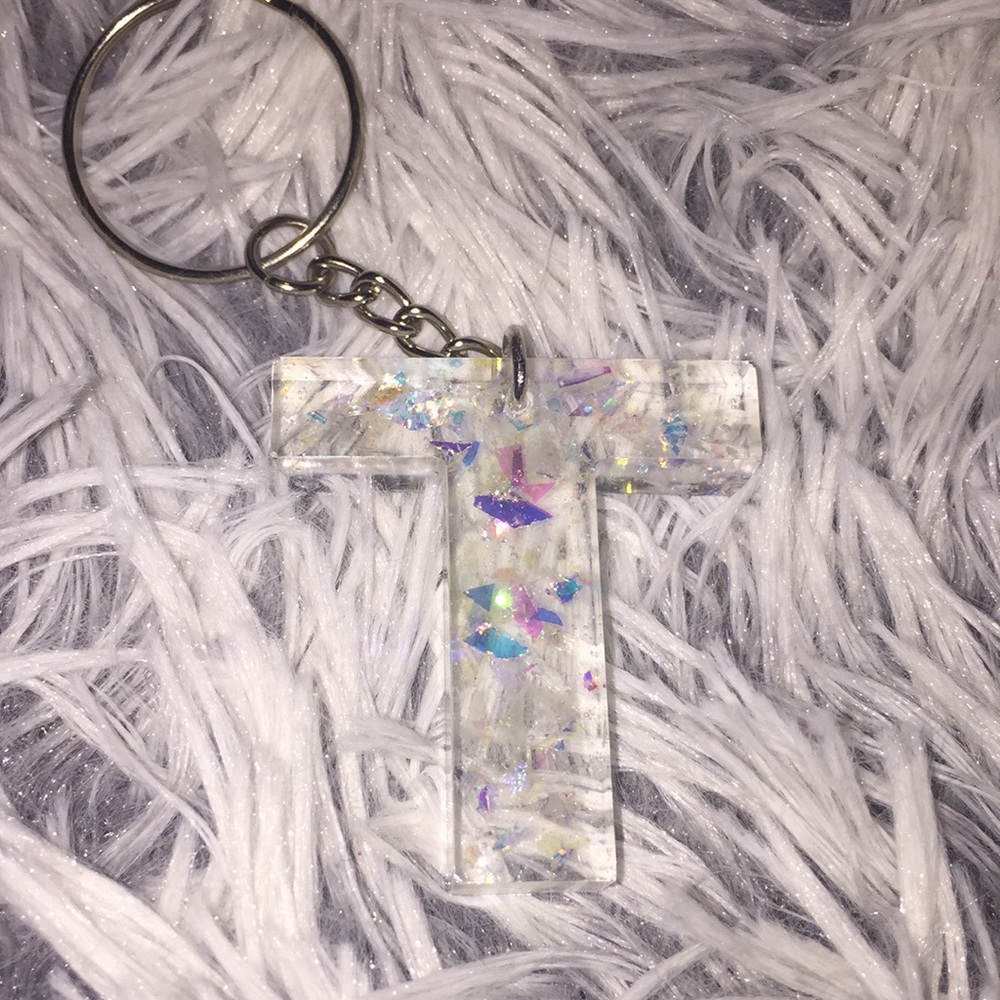 Keychain T - Picture 2 of 3